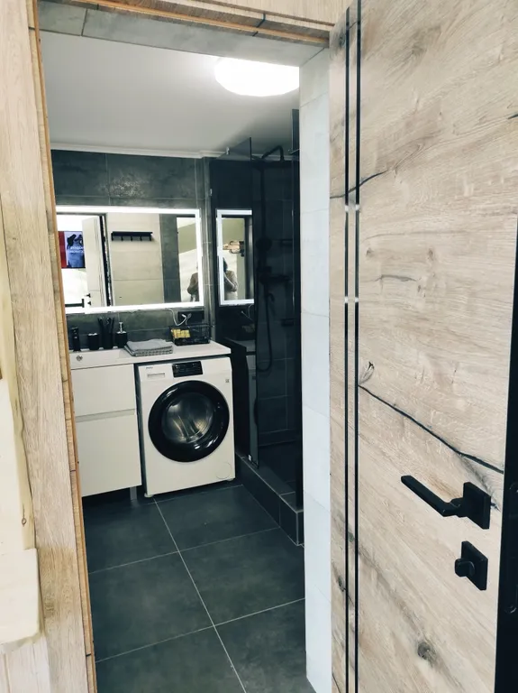 Биг-Лодж с панорамными окнами на Алтае