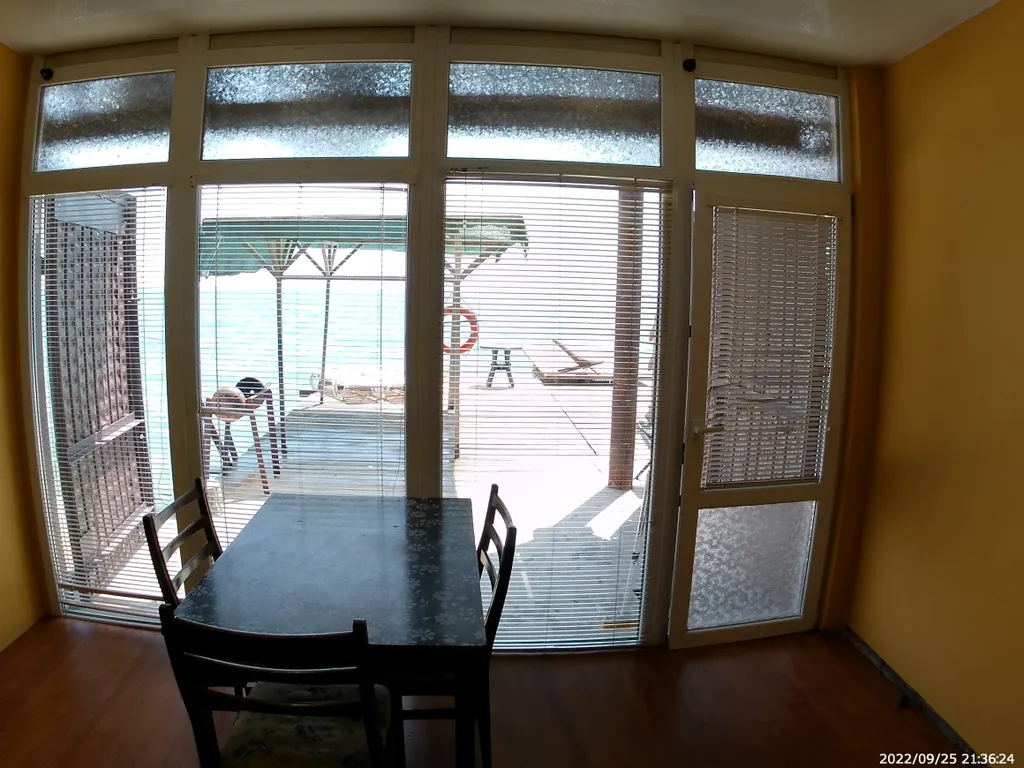 Дом возле моря