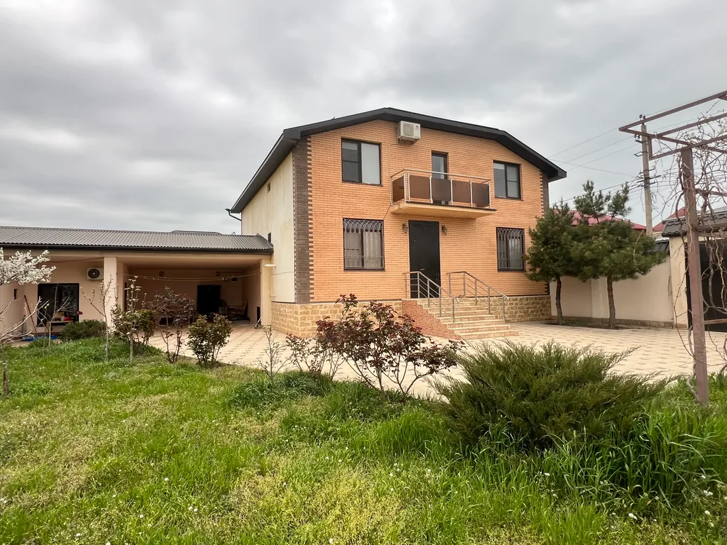 Уютный дом у моря