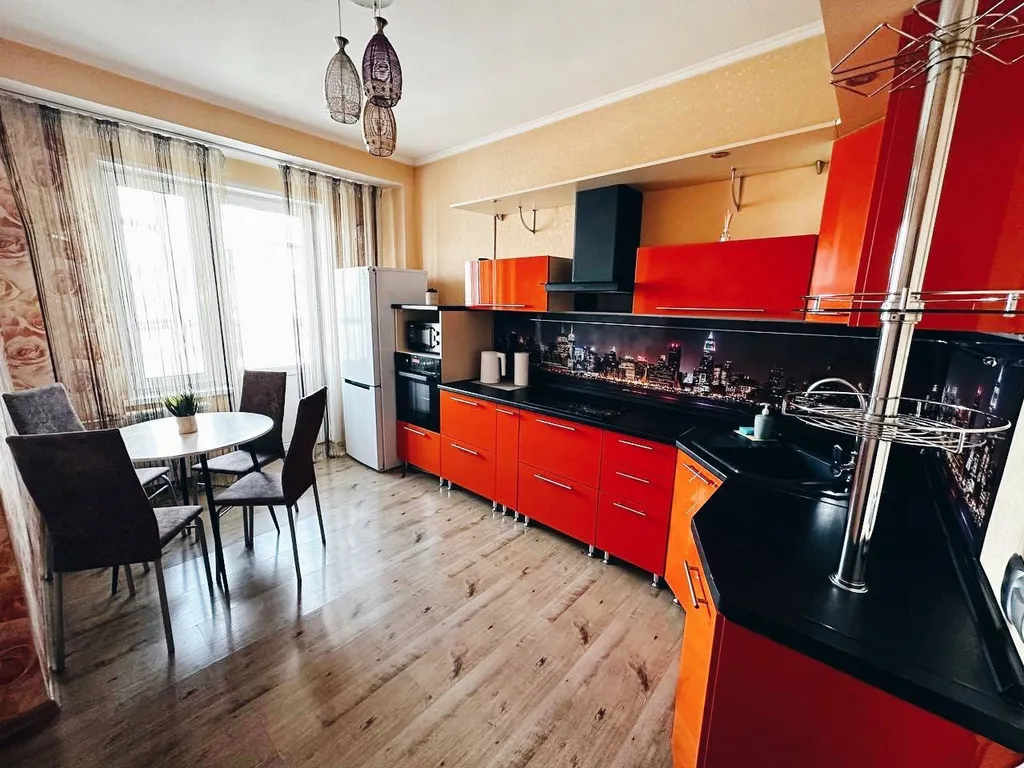 Просторная, уютная квартира для большой семьи