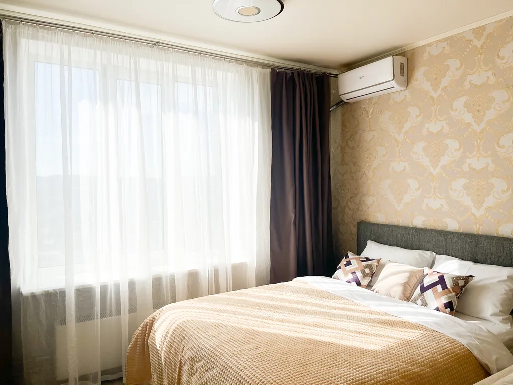 Уютная квартира с камином