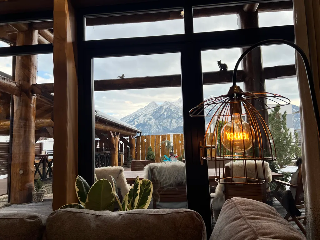 Коттедж Шале в горах — Красная Поляна