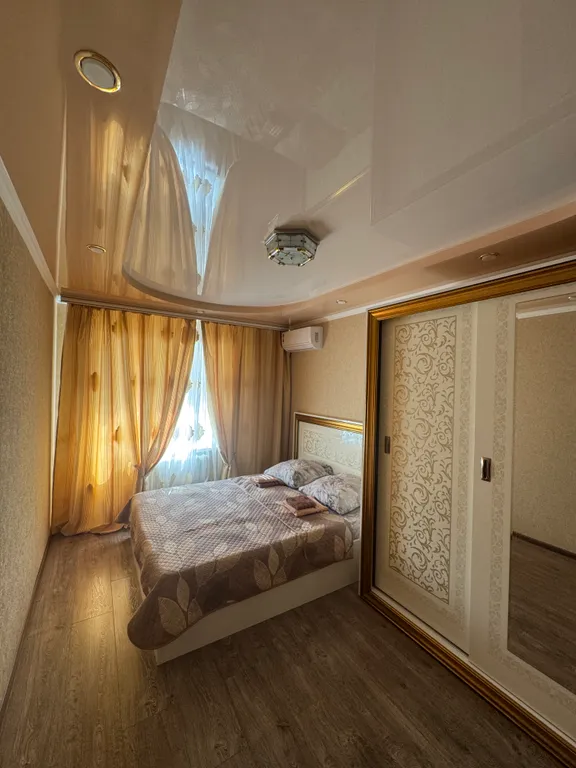 Уютная квартира — аренда посуточно в Красный Пахарь