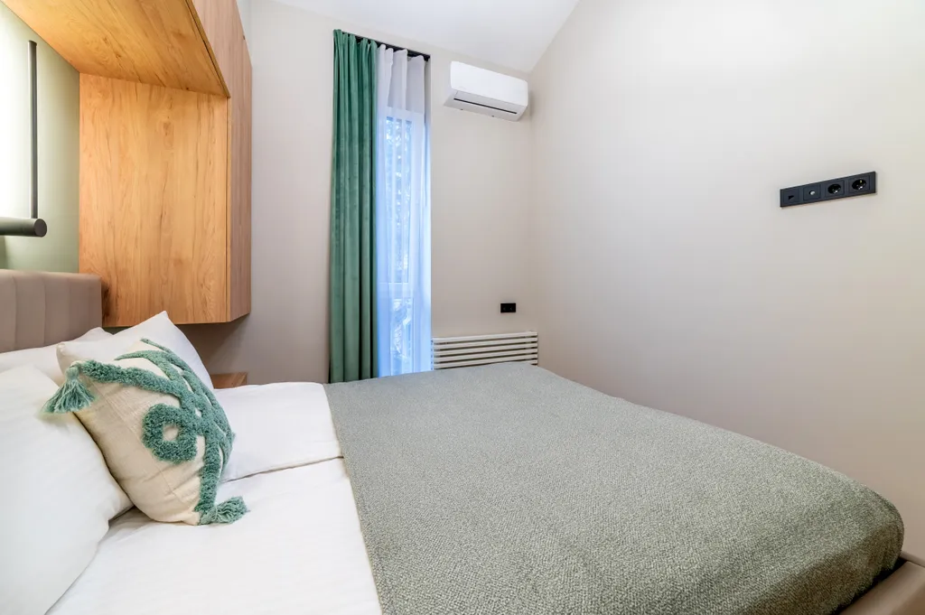 3-комнатная квартира в 5 минутах от моря