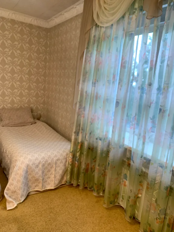 Особняк 207 кв м, элитный городской район, командированным документы