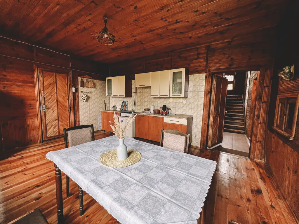 Коттедж с баней