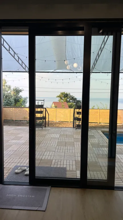 Таунхаус с сауной и бассейном в 500 метрах от моря