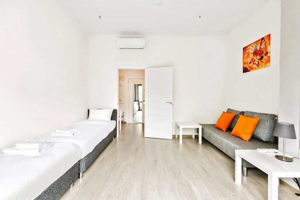 Большая студия для 4 гостей рядом с НПО им Лавочкина