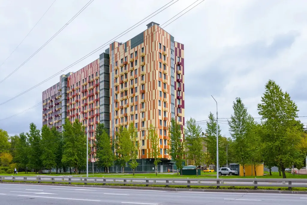 Дизайнерские апартаменты Orange с панорамным окном