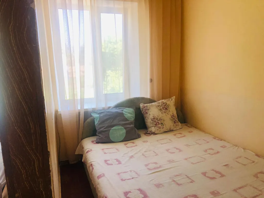 Дом для отдыха с большой беседкой