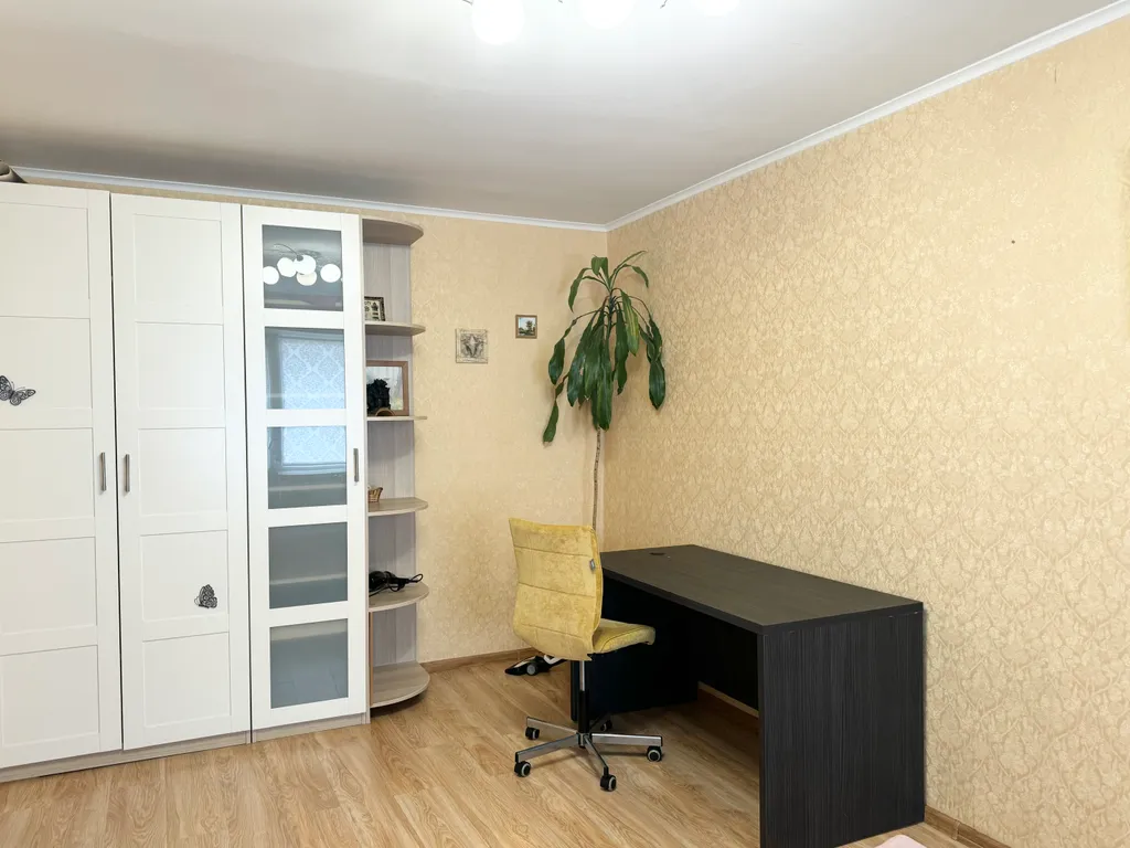 Просторная 2-к квартира в центре города возле парка