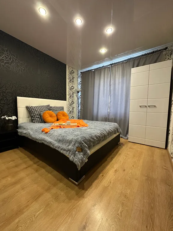 Теплая квартира с уютной, домашней энергетикой рядом со склоном