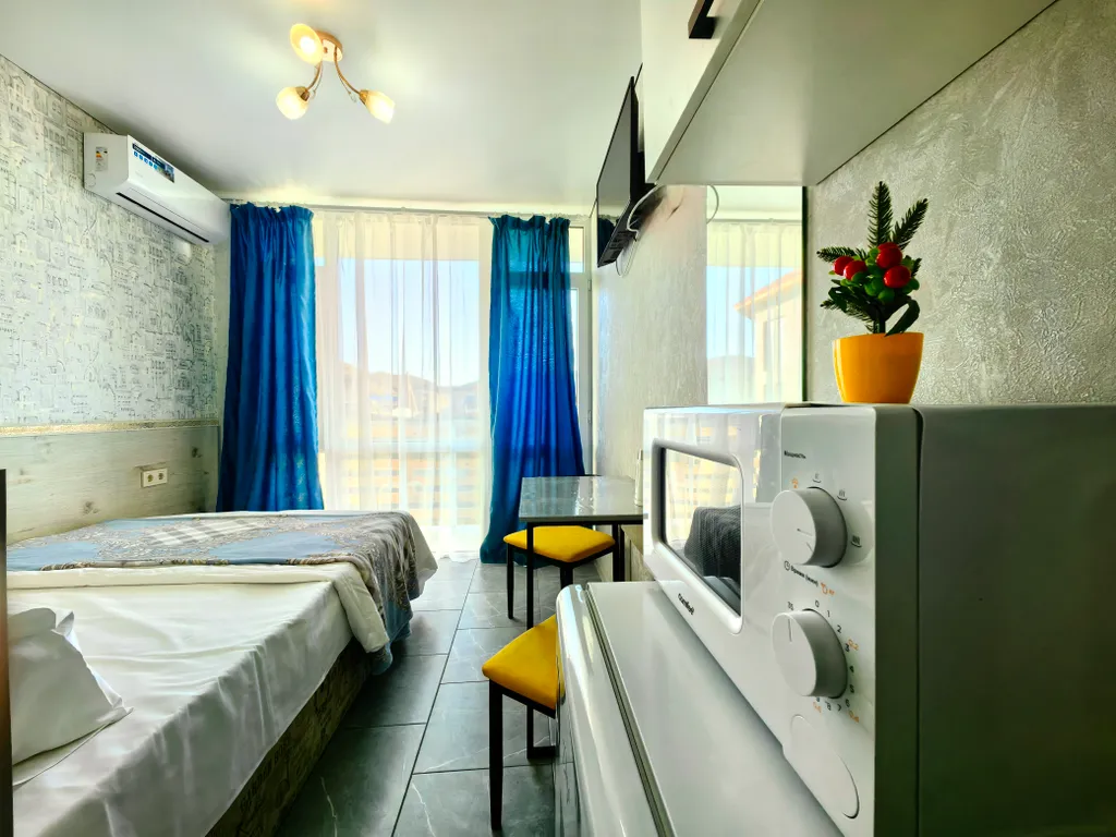 Квартира Стандарт с. Лоджией. Отопление. Парковка — аренда посуточно в Судак