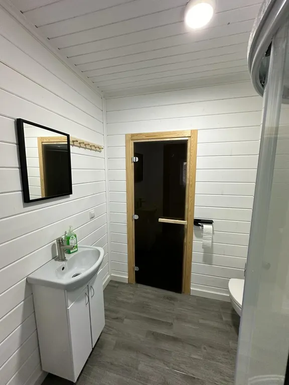 Коттедж Дом у прудов — Коммунар