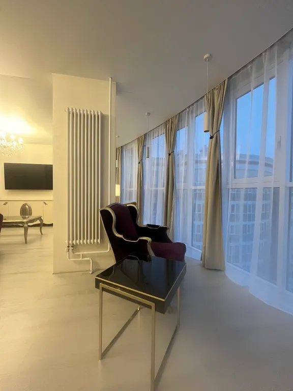 Чудесная квартира с панорамным видом на город