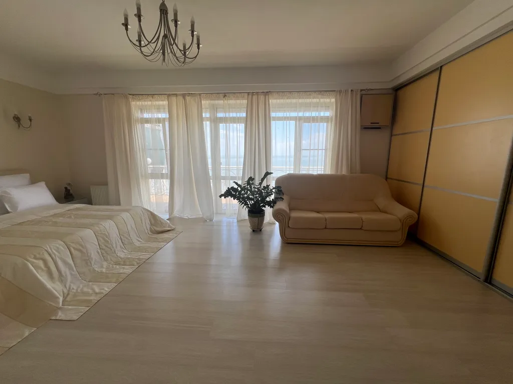 Коттедж у моря