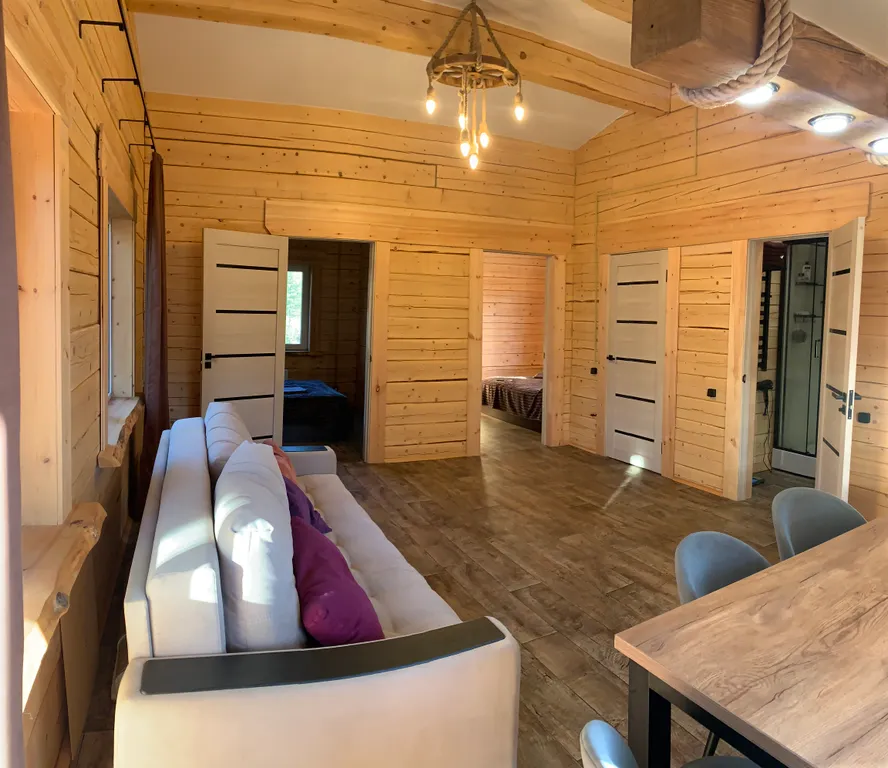 Домик в Геше: снег снаружи, тепло внутри