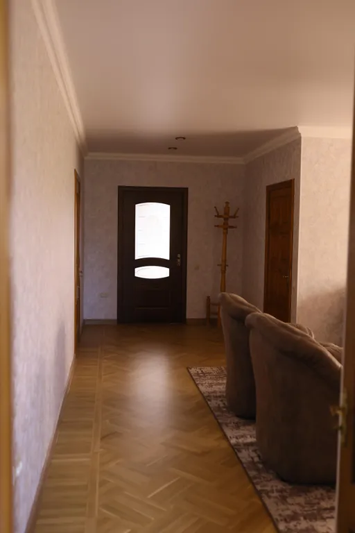 Уютная трёхкомнатная квартира на 2 этаже частного дома