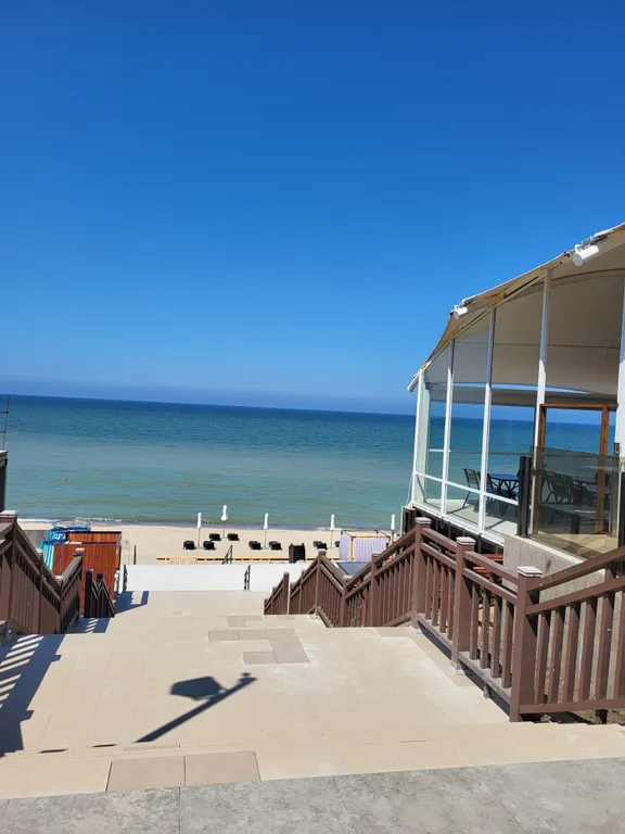 Квартира Море у дома, первая линия, двухкомнатная резиденция у моря — аренда посуточно в Зеленоградск