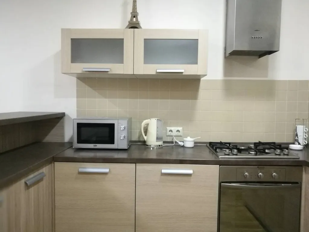 Комфортная двуспальная квартира в бизнес-центре