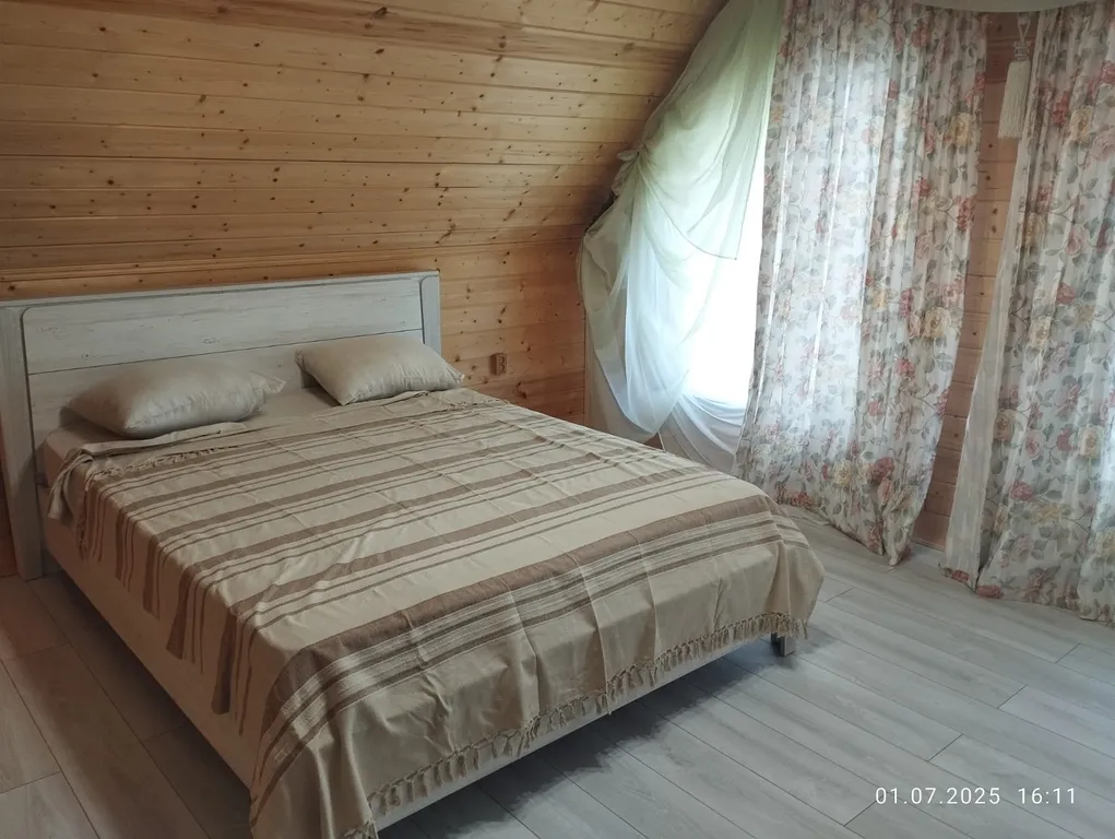 Котедж в тихом саду у моря