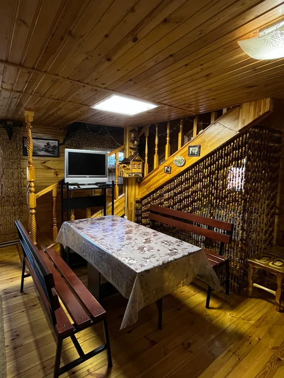 Уютный дом-баня из клеёного бруса, с двумя бассейнами