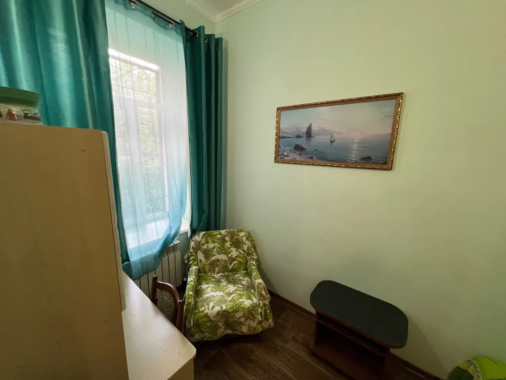 Двухкомнатный дом с большим отдельным двором