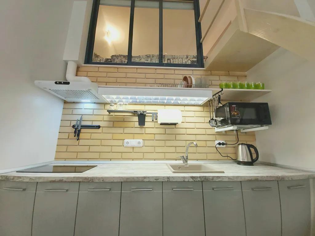 Вместительная однушка у моря