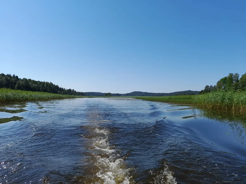 Домик на острове