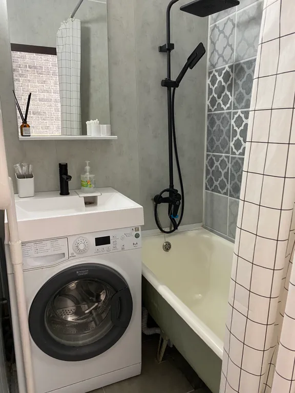 3-комнатная Квартира — аренда посуточно в Кировск