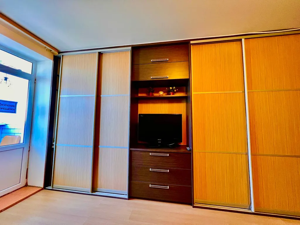 Квартира 1+ евро семейные апартаменты, центр, парковка, кафе, вояж, гудвин, развязка — Тюмень