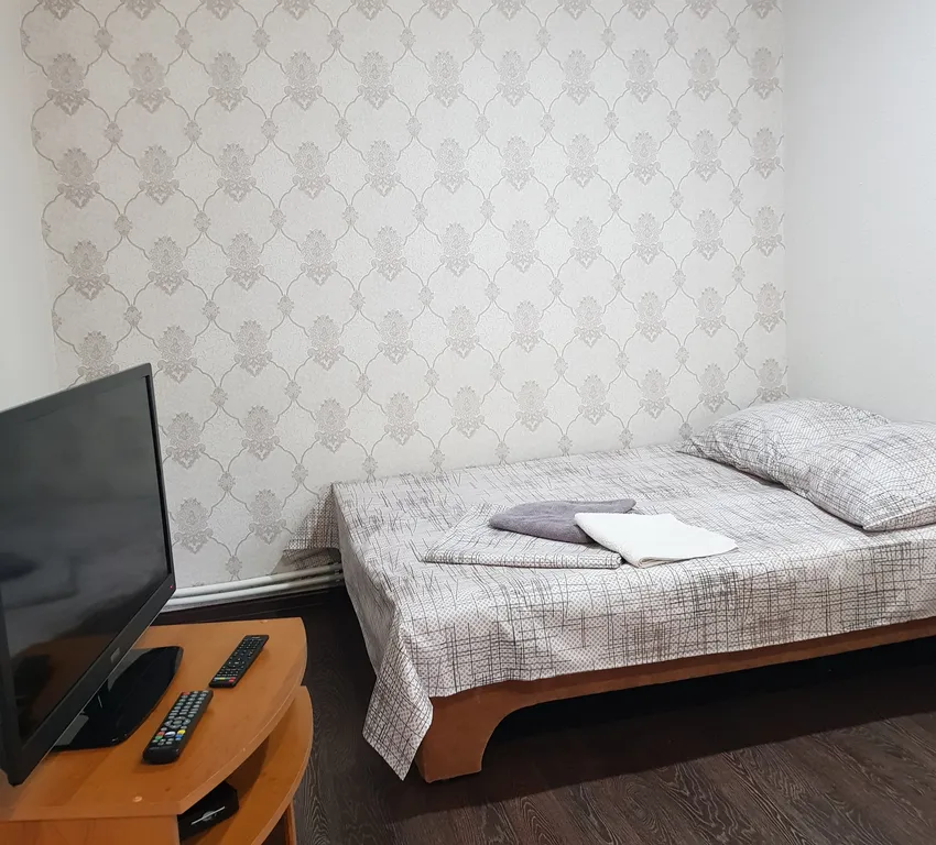 Уютный гостевой домик во дворе частной усадьбы