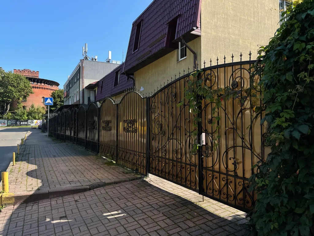 Уютный дом в историческом центре города у крепости Кронпринц