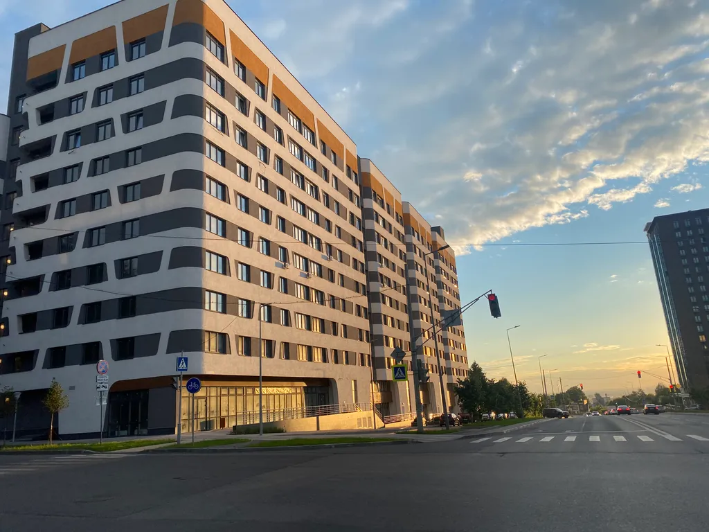 Новостройка с закрытой территорией в центре города «трц небо»