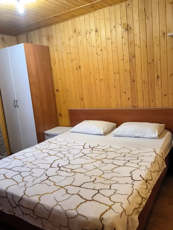 Квартира Комната — аренда посуточно в Вардане