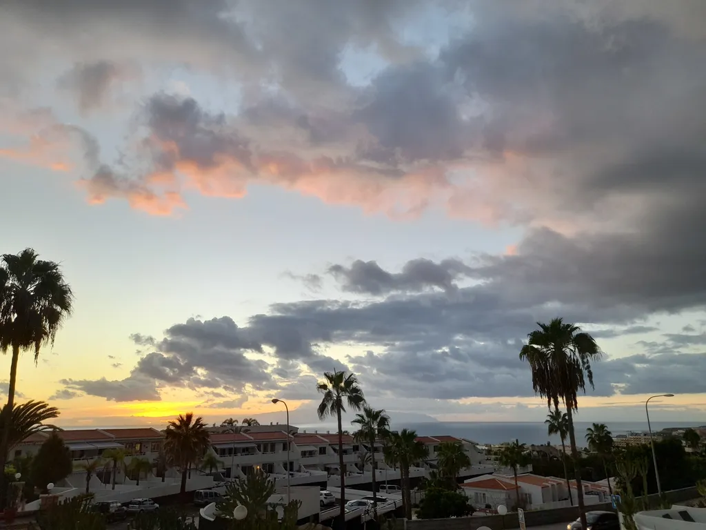 Apartments Island Village Heights