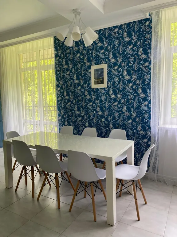 Большая квартира в тихом районе недалеко от моря