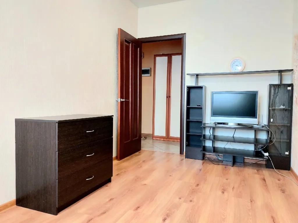 2-х комнатная квартира в тихом районе ЖК 8 Квартал