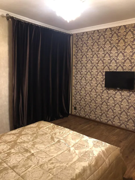 Квартира с дизайнерским ремонтом на выезде в Грузию и Верхний Ларс