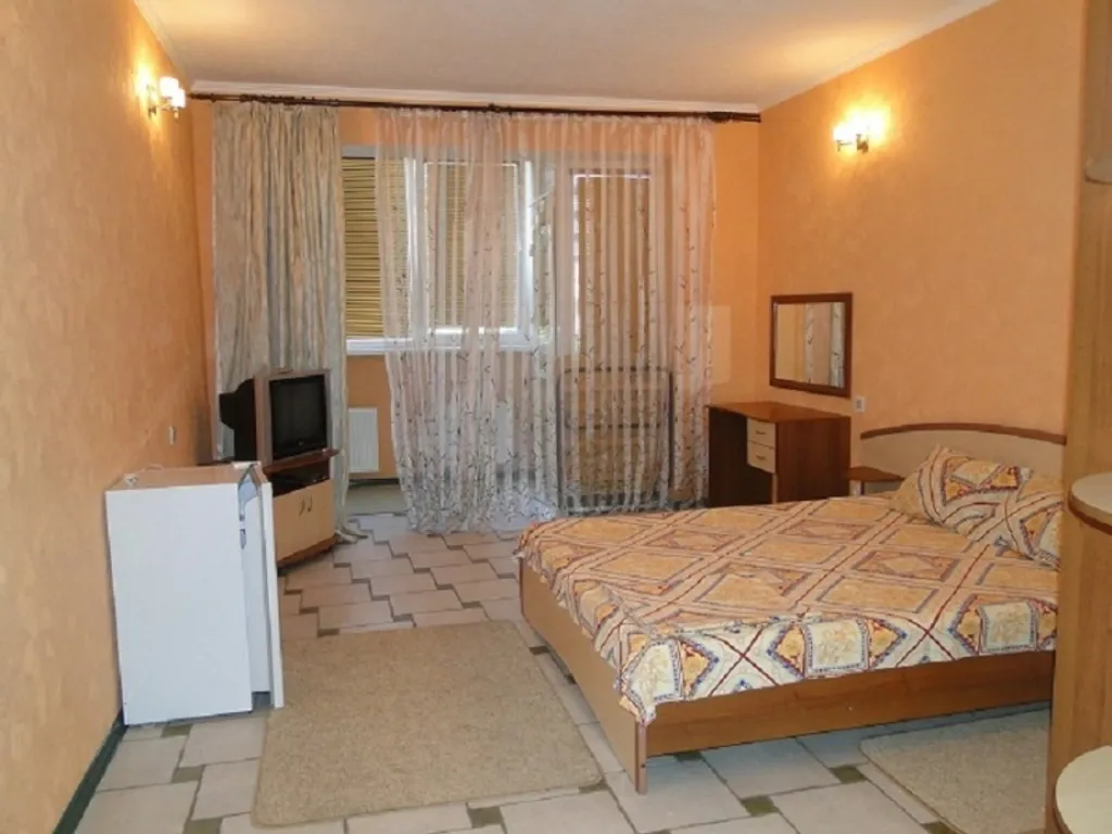 1-комнатная Квартира — аренда посуточно в Алушта