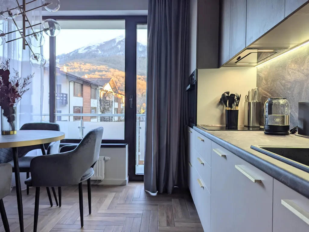 Элитный апартамент с панорамой гор