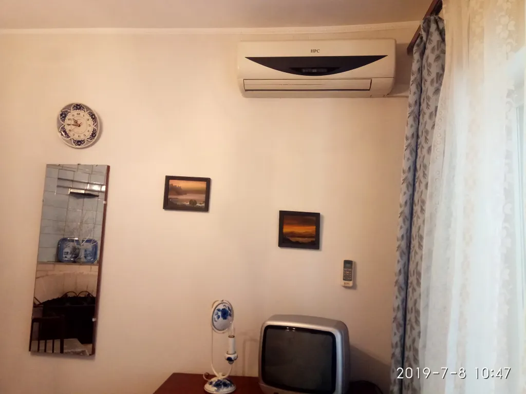 Комната с камином