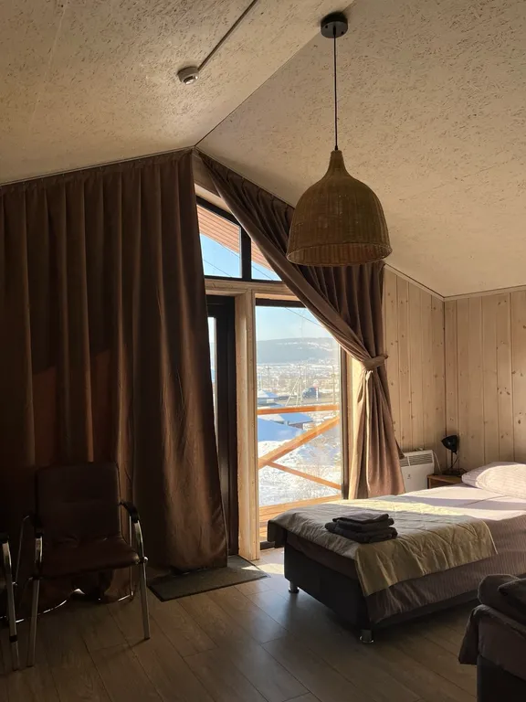 Коттедж Двухместные, трехместные благоустроенные шале на границе с Монголией — аренда посуточно в Кяхта