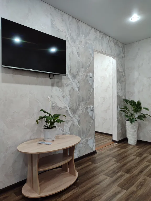 Уютная квартира, с шикарным видом уральские горы, лес!!!)