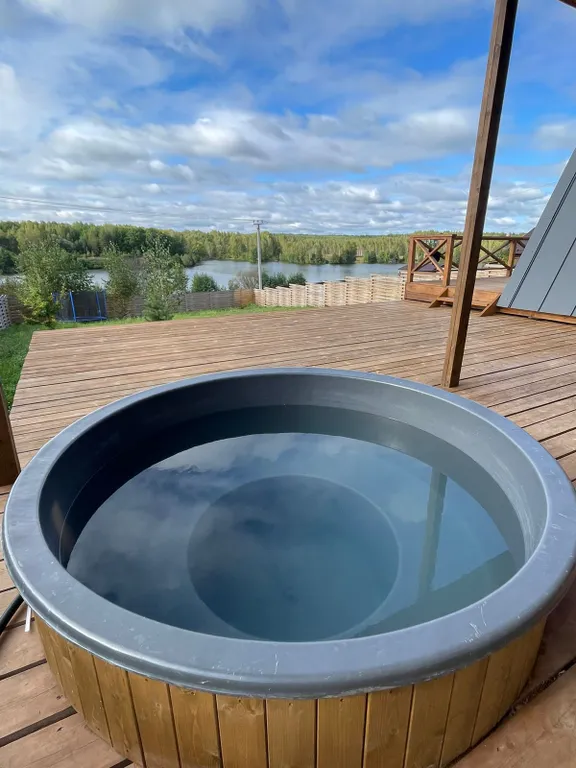 Уютный дом с видом на реку