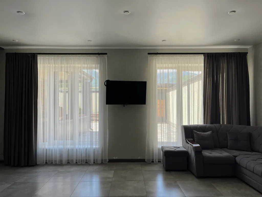 Уютный дом с видом на горы