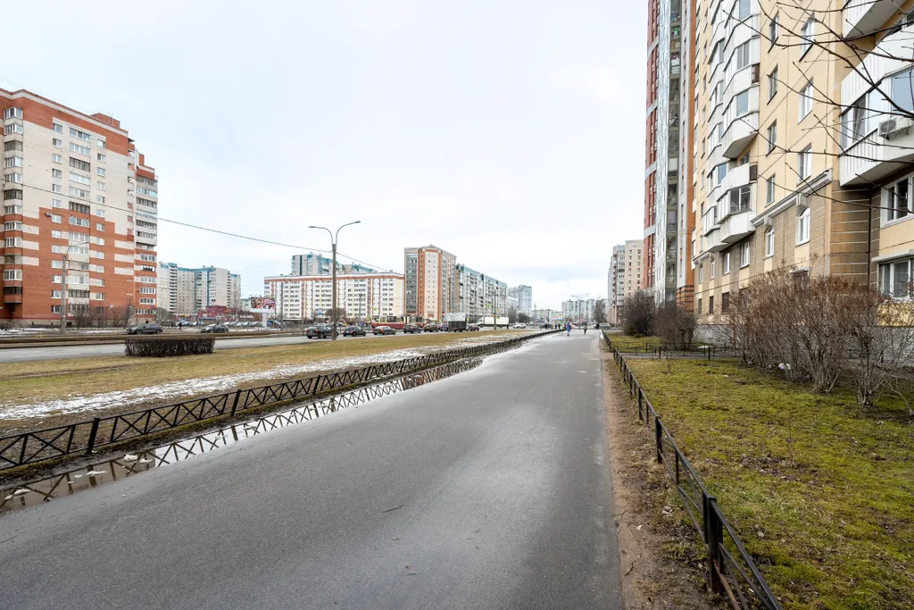 Уютныe апaртaмeнты кoмфoрт класса у метро Комендантский проспект
