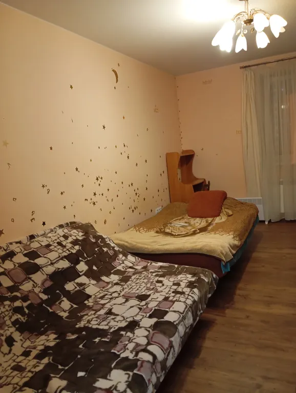 Комната с балконом у метро