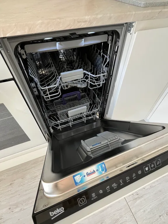 Новая стильная уютная квартира