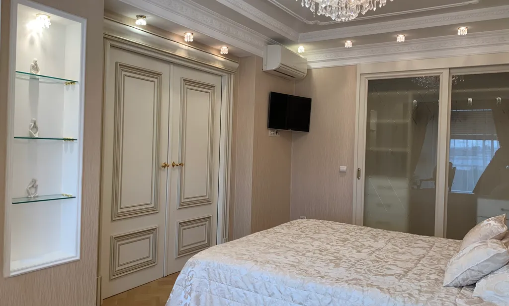 Квартира Квартира Барокко с видом на Неву — Санкт-Петербург